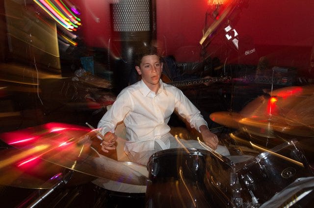 No photo description available.