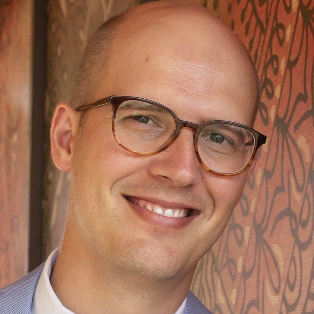 The American Observer Digest