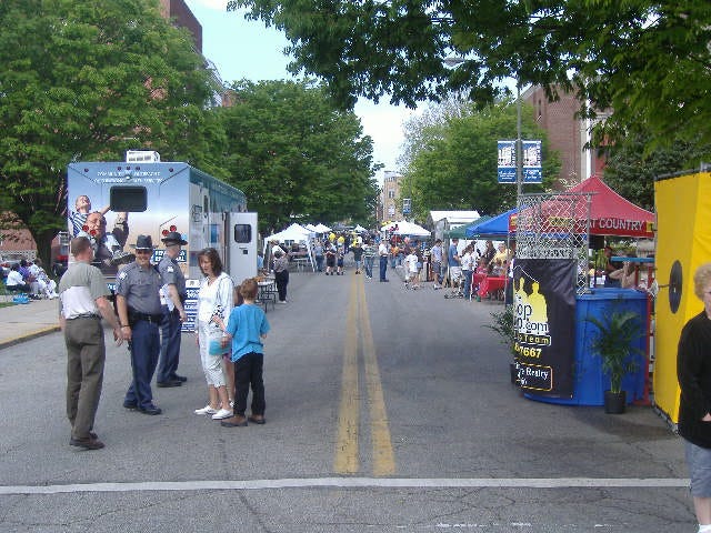 This shot is looking west down Main Street from the corner of Baptist Street. This shot is looking west down Main Street from the corner of Baptist Street.