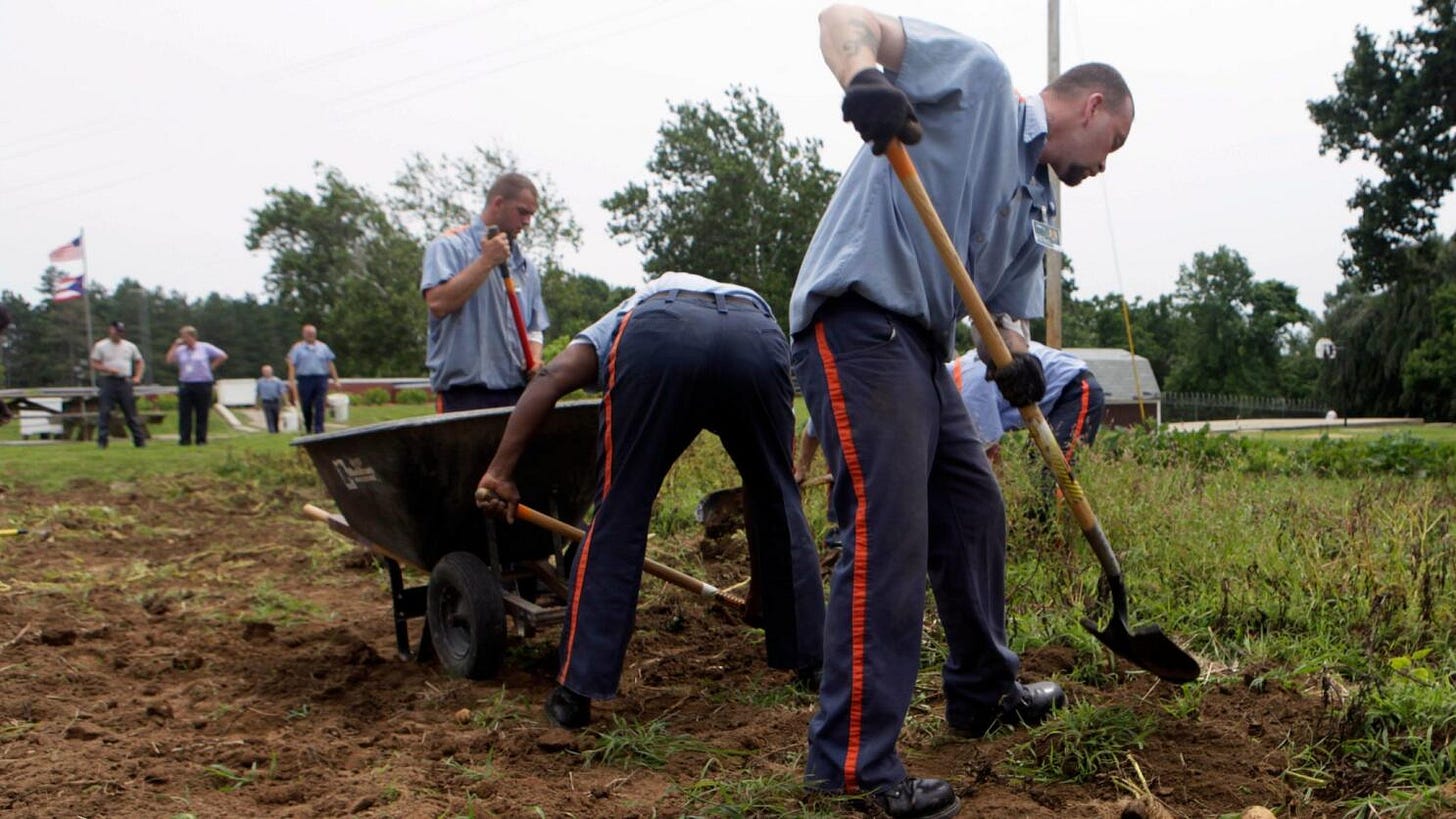 Think prison labor is a form of slavery? Think again - Los Angeles Times