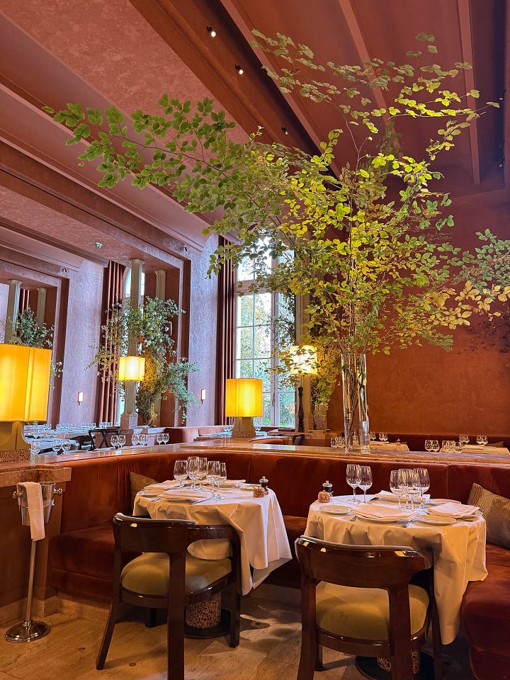 Le Grand Cafe restaurant in Paris