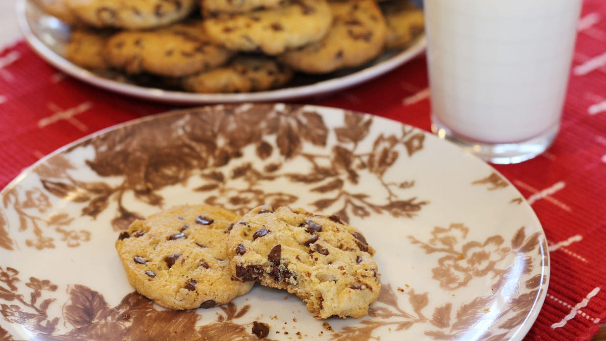 Homemade Gluten-Free Chips Ahoy!-Style Cookies