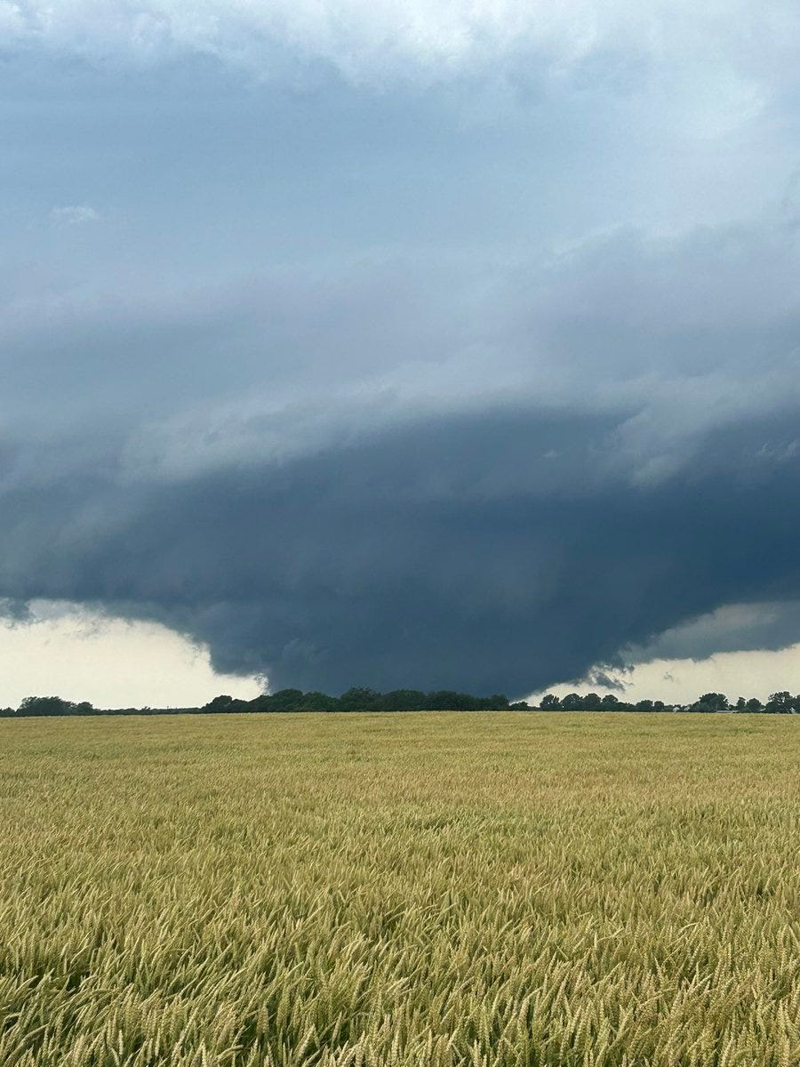 TORNADO ON The ground south of Washburn, Illinois! #ILwx