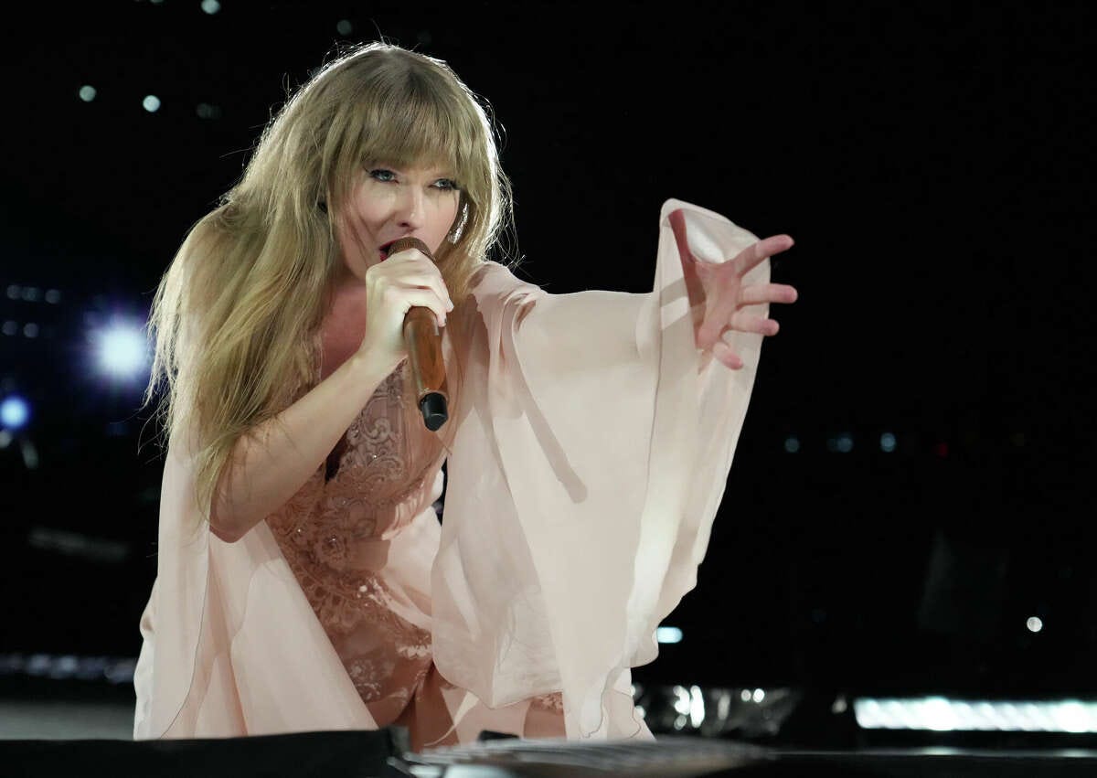 Taylor Swift performs onstage during Taylor Swift | The Eras Tour at Levi's Stadium on July 28, 2023 in Santa Clara, California.