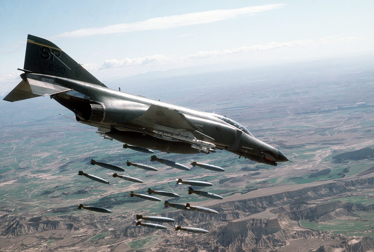 fighter jet dropping bombs fighter jet dropping bombs