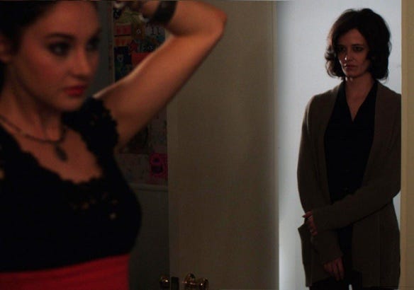 Gregg Araki's “White Bird in a Blizzard” – An enigmatic coming of age. |  FilmWonk
