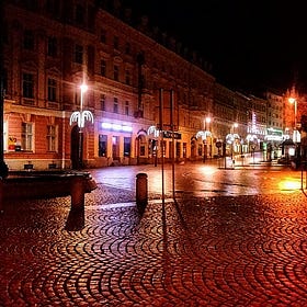 VISSZAPILLANTÓ: Karácsony a valóságban