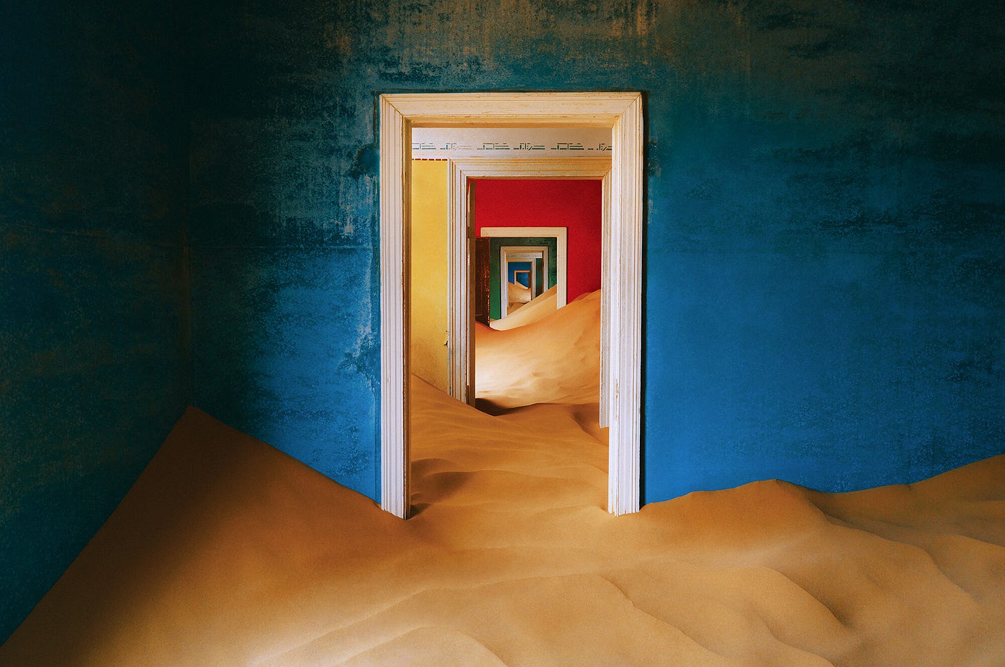 Kolmanskop, Namíbia. Foto: Neil Krug. Kolmanskop, Namíbia. Foto: Neil Krug.