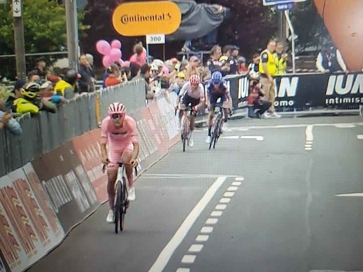 8 shots that show Romain Bardet attacking, being caught and ultimately, finishing second behind Isaac Det Toro on stage 17