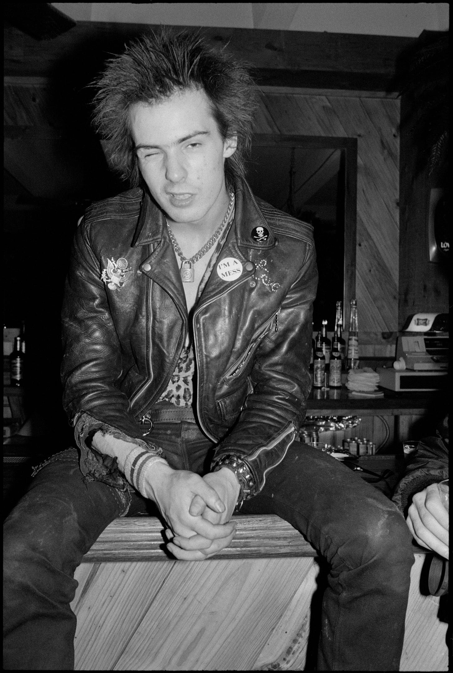 【USED】 Roberta Bayley x Johnny Rotten The Chaotic End of the Sex Pistols - by Patrick Witty