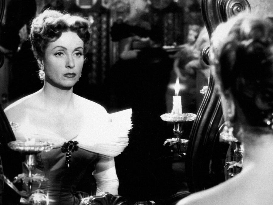 The Earrings of Madame de.... - Apple TV
