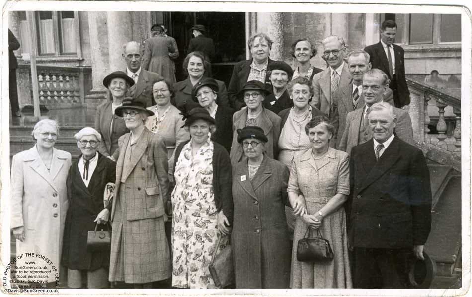Baptist outing 1950s
