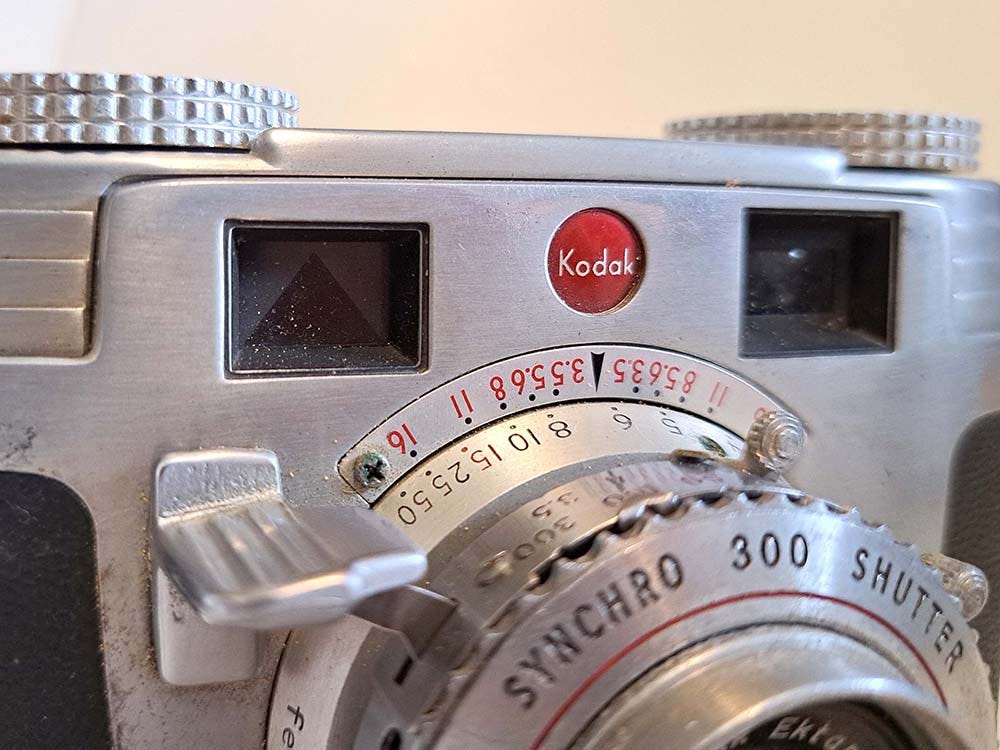 Kodak Signet 35 - by Sean Lamb - The Kodak Collector