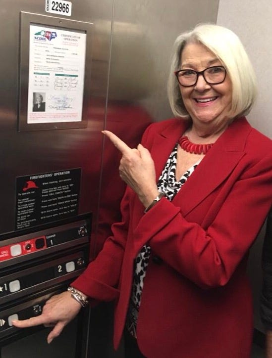 cherie berry in elevator cherie berry in elevator