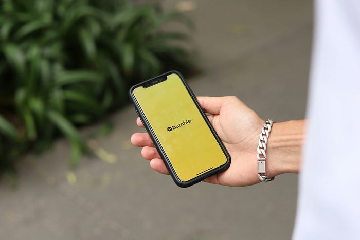 Bumble vs. Hinge for Serious Relationships