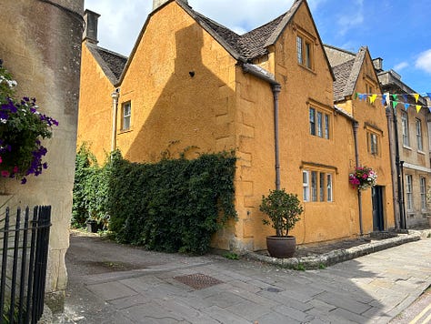 9 photos - views of The High Street, Corsham, Wiltshire Images: Roland's Travels