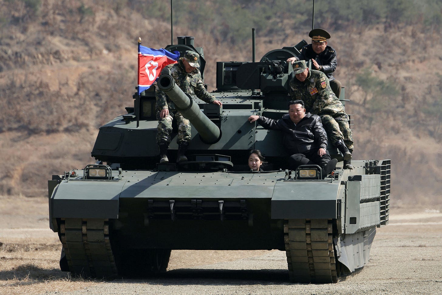 Kim Jong-un’s Daughter Drives a Tank Kim Jong-un’s Daughter Drives a Tank