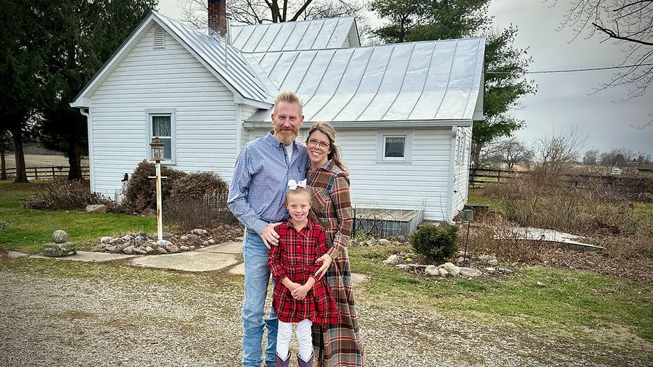 Me, Indy, and Rebecca spending Christmas this year at Joey’s mama’s house in Indiana Me, Indy, and Rebecca spending Christmas this year at Joey’s mama’s house in Indiana