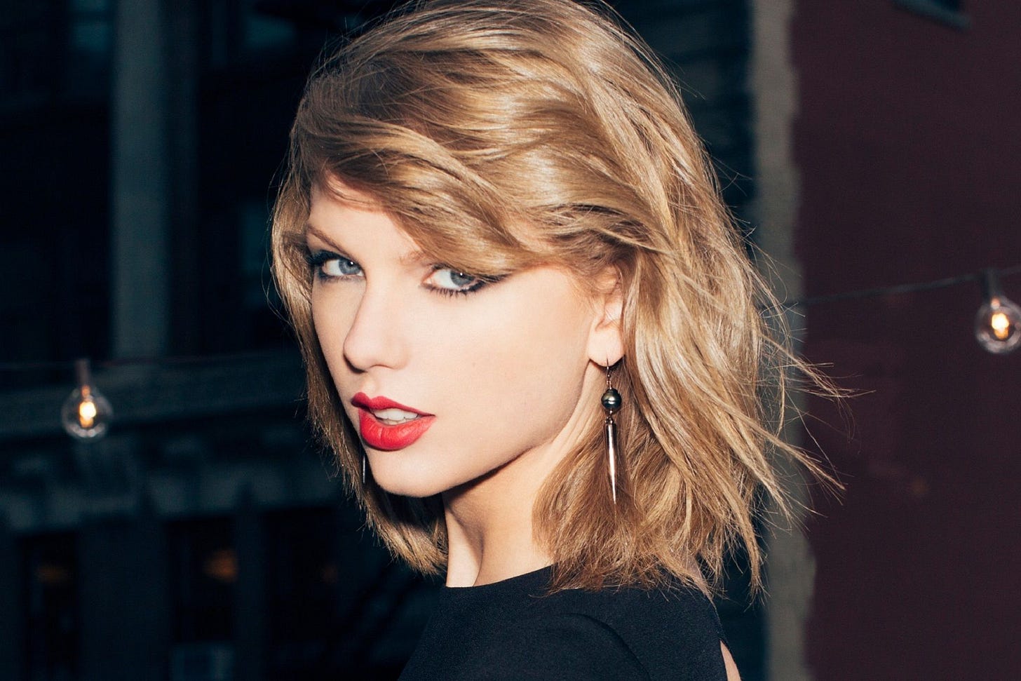 Taylor Swift Wallpapers - Top Free Taylor Swift Backgrounds -  WallpaperAccess