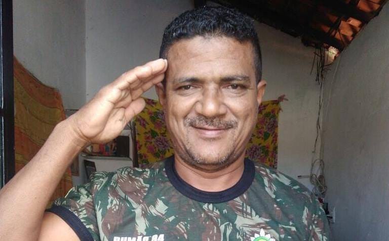 Soldado Romão morre de infarto