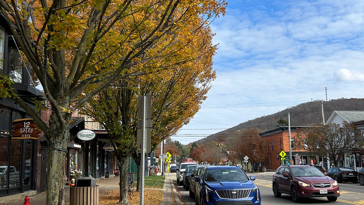 A guide to visiting Ellicottville, NY - by Brianna Bell - Wandering