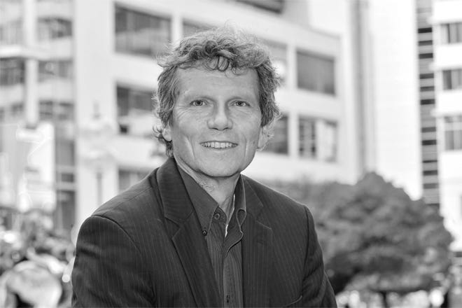 Portrait of Hartmut Rosa - Image 1 of 5