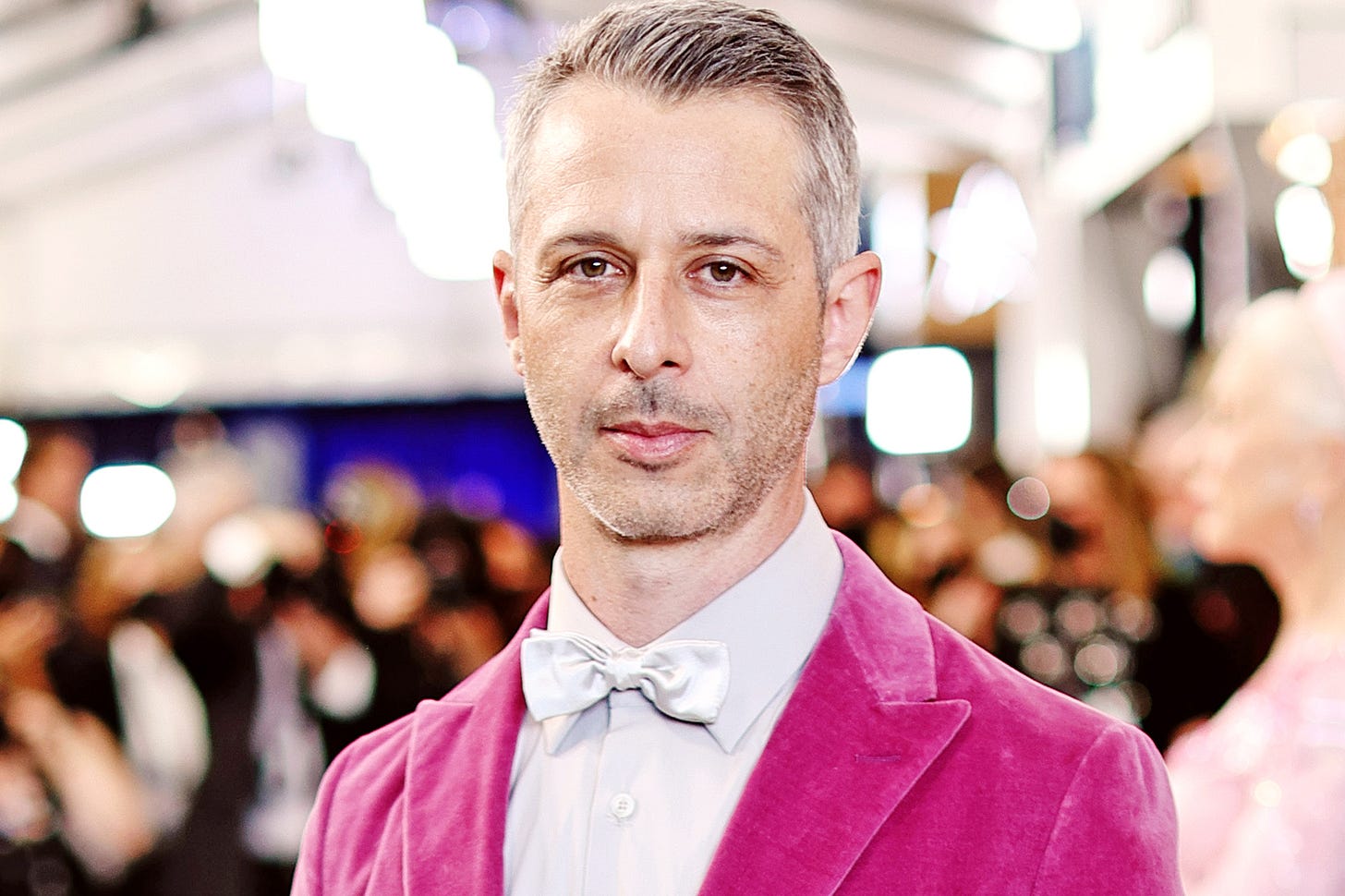 Jeremy Strong calls New Yorker profile a betrayal | EW.com