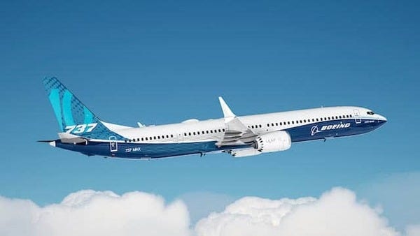 Avión comercial Boeing 737