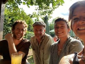 A group of people posing for a selfie

AI-generated content may be incorrect.