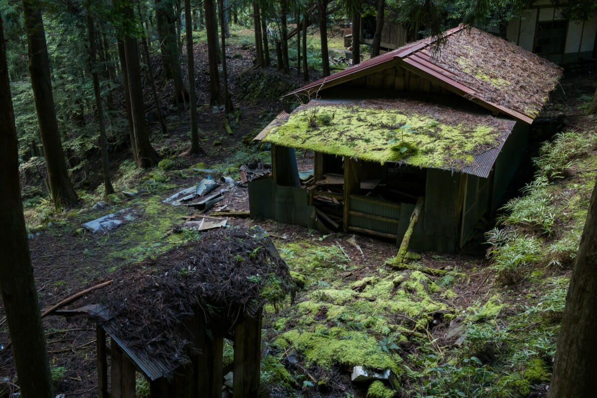 The silence and decay of an abandoned Japanese mountain village — Tokyo  Times