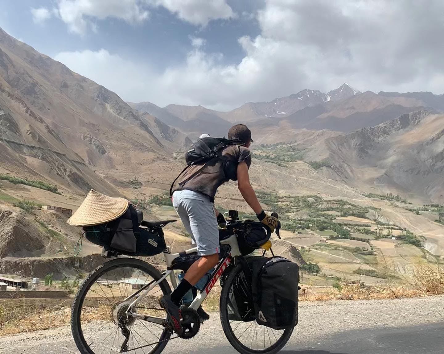 British cyclist pedals all the way from Shanghai to the UK - Lonely Planet