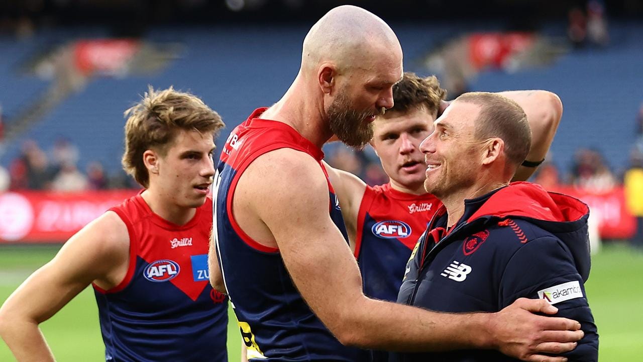 AFL: Gawn tells Longmire, Buckley to answer Melbourne's coaching call | news.com.au — Australia's leading news site for latest headlines AFL: Gawn tells Longmire, Buckley to answer Melbourne's coaching call | news.com.au — Australia's leading news site for latest headlines