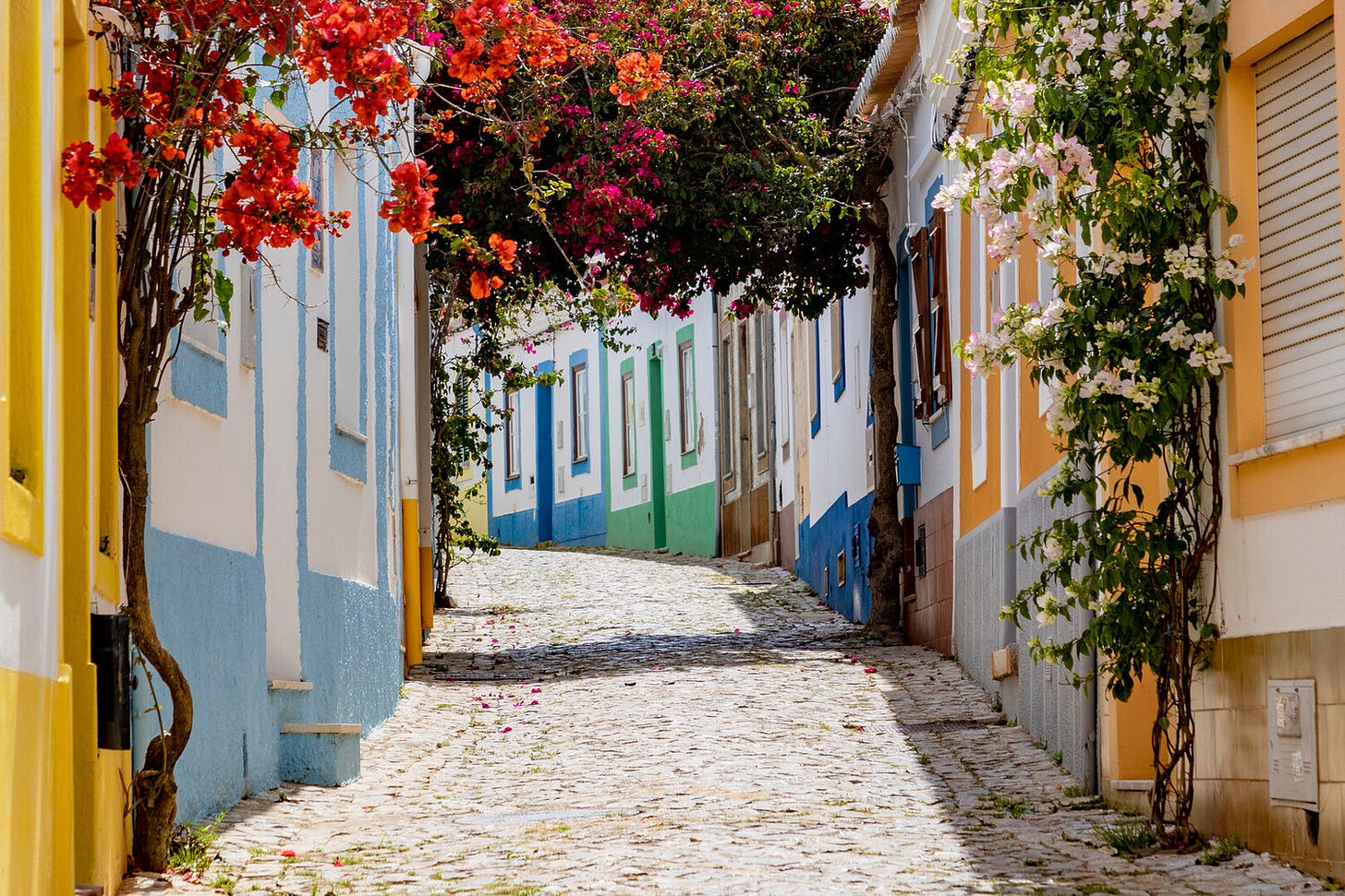 Visit Ferragudo Portugal ⭐️ Discover the Algarve in 2026