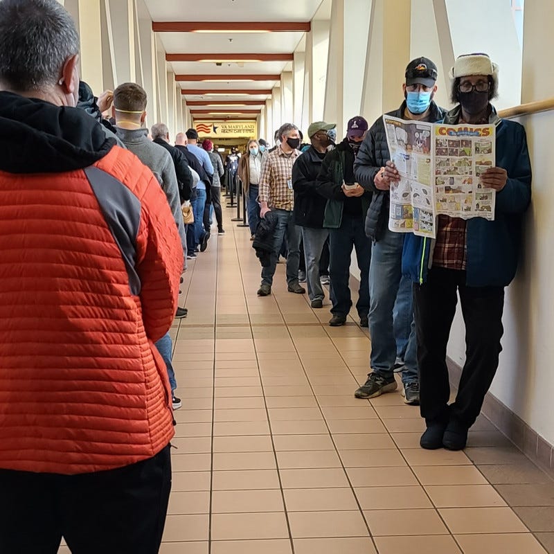Veterans report long wait times at VA Hospital for COVID-19 vaccine
