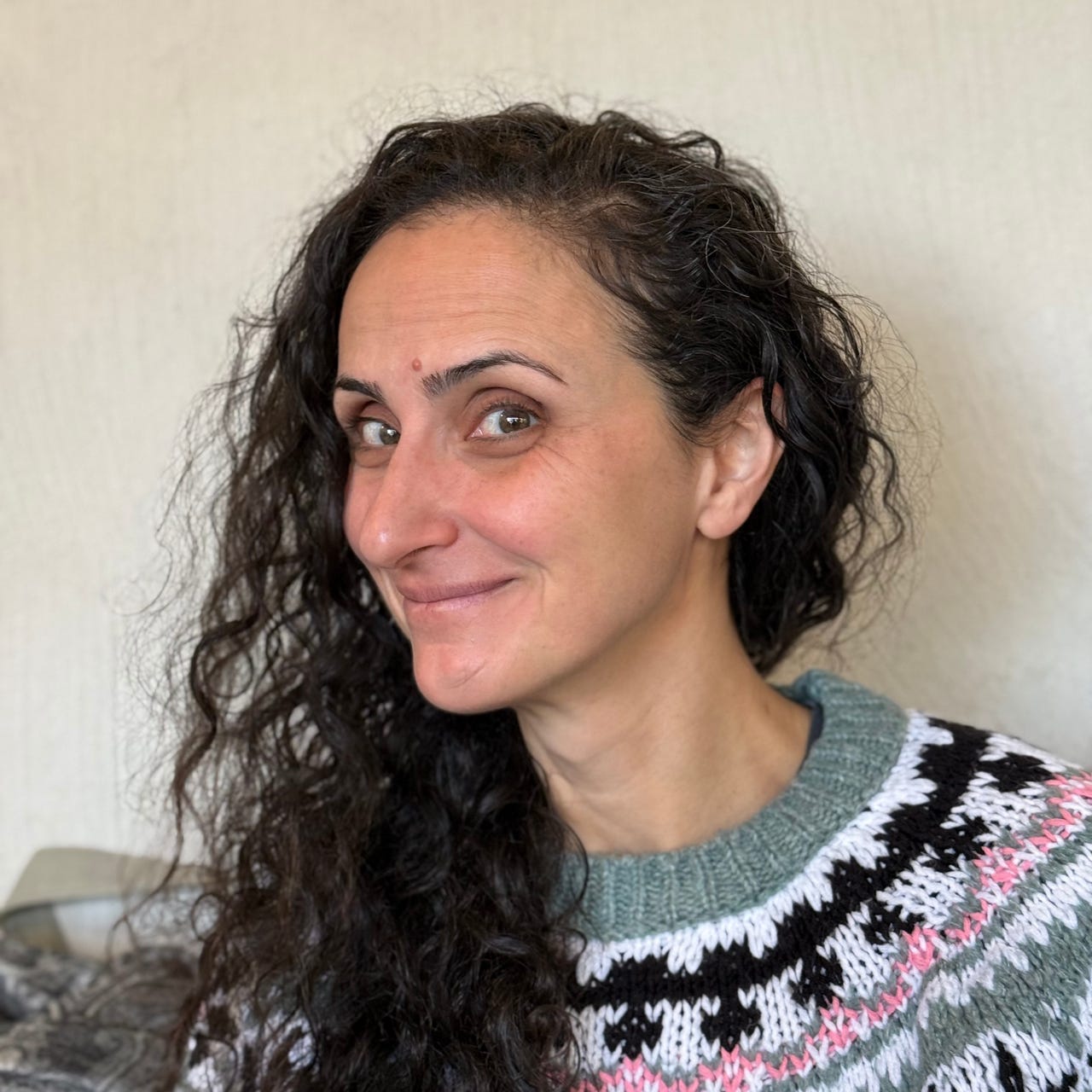 Ozden Nefes (English)