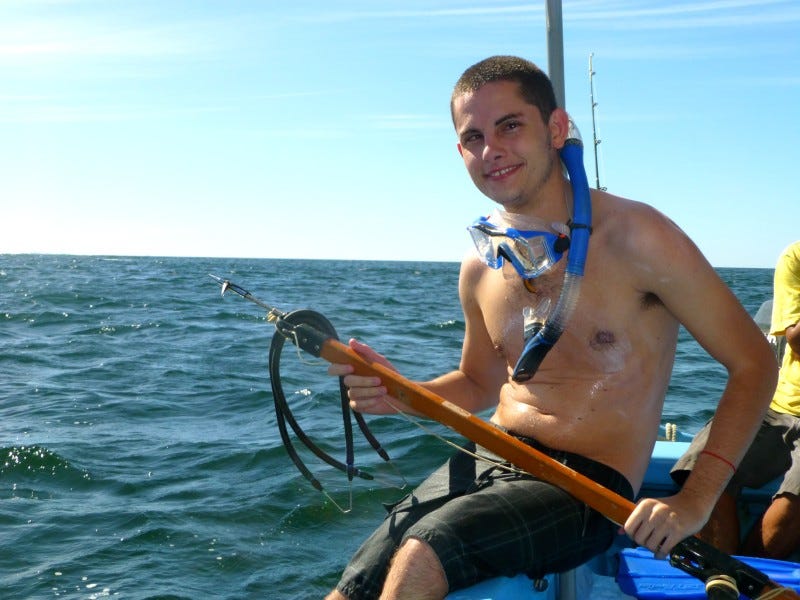 Speargun fishing