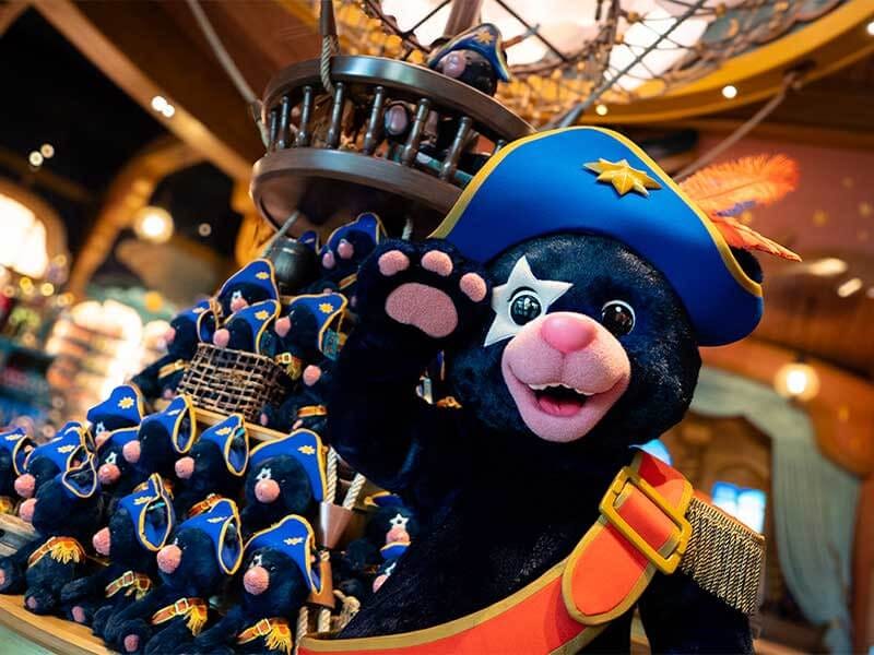 Captain Cacao at Epic Universe meet and greet