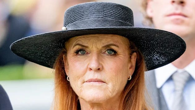 Sarah Ferguson wearing a black hat Sarah Ferguson wearing a black hat