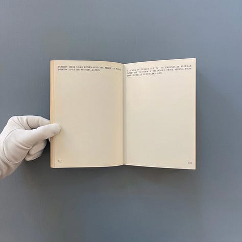 Lawrence Weiner: Works, Anatol AV und Filmproduktion, Hamburg, 1977 [Saint-Martin Bookshop, Bruxelles-Brussel. © Lawrence Weiner]