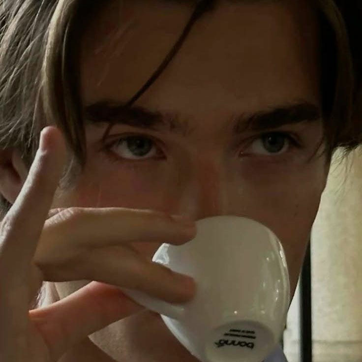 Tea Time With Betelgeuse