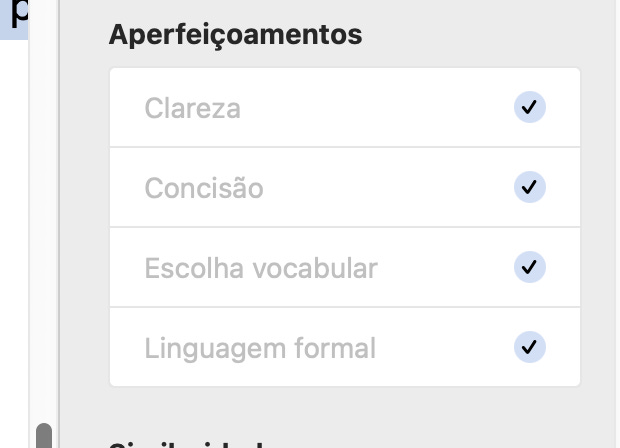 Captura de tela do Editor do Microsoft Word exibindo os critérios de aperfeiçoamento: Clareza, Concisão, Escolha vocabular e Linguagem formal, todos marcados como concluídos.