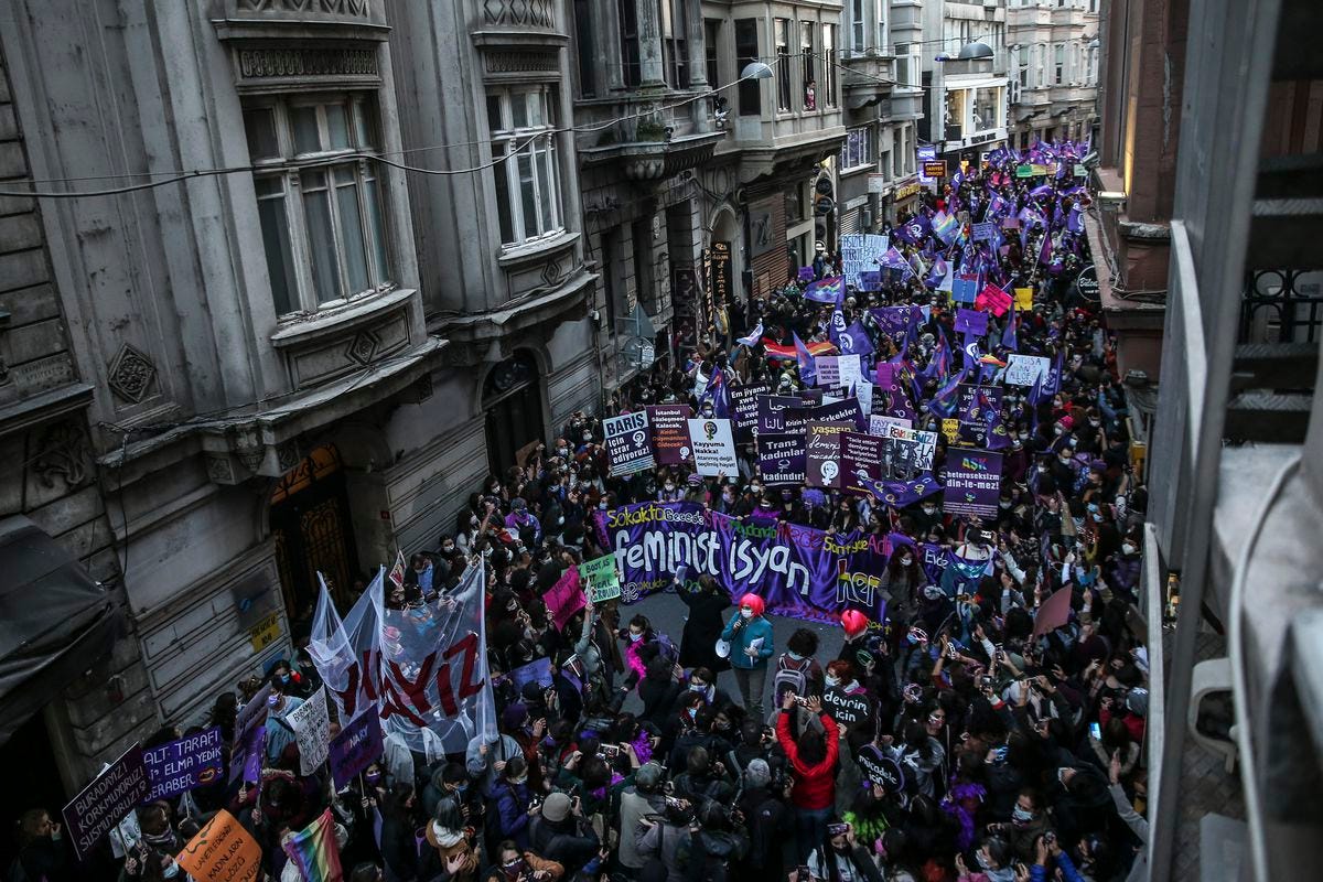 Turkish police detain 13 people over International Women's Day march - The  Globe and Mail
