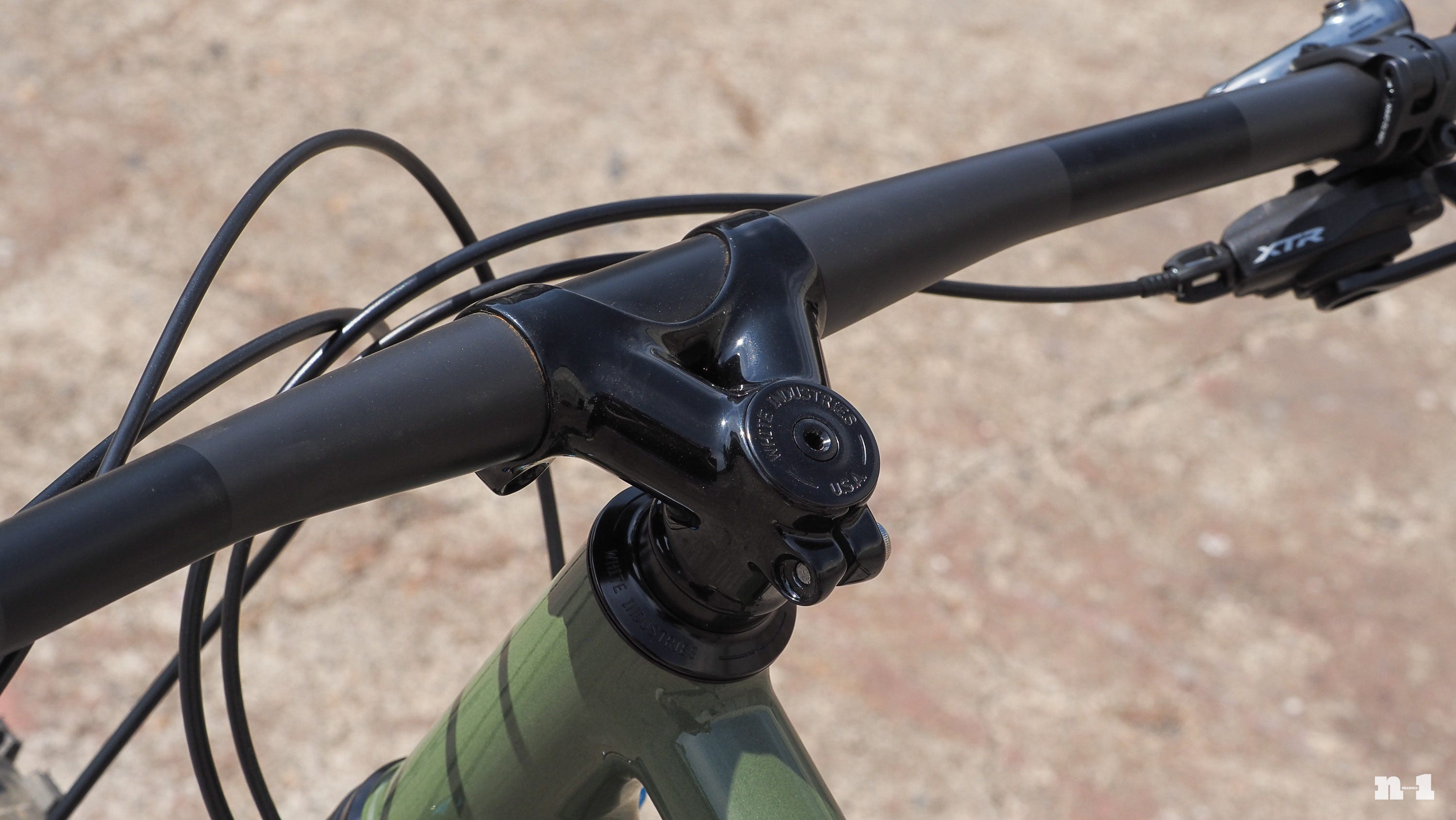 Black Cat Bicycles full-suspension mountain bike stem