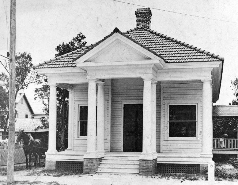 Photo of Dr. James Jackson’s surgical office which stood behind (north), of his residence on NE Second Avenue. Photo of Dr. James Jackson’s surgical office which stood behind (north), of his residence on NE Second Avenue.