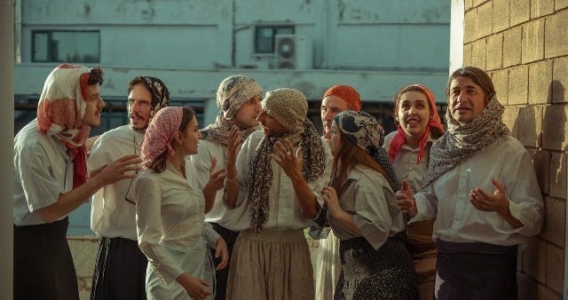 Εικόνα του άρθρου «Εκκλησιάζουσες» του Αριστοφάνη από τη «Θεατρική Συμπαιγνία»