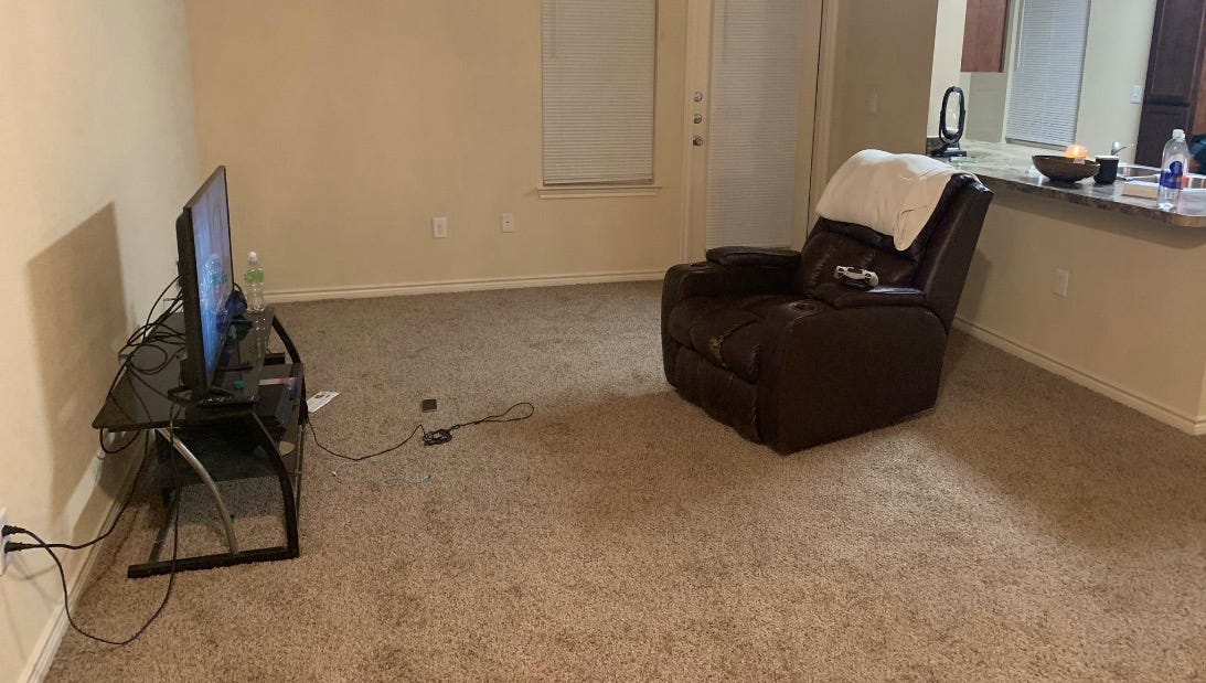Guys Live In Apartments Like This | Know Your Meme