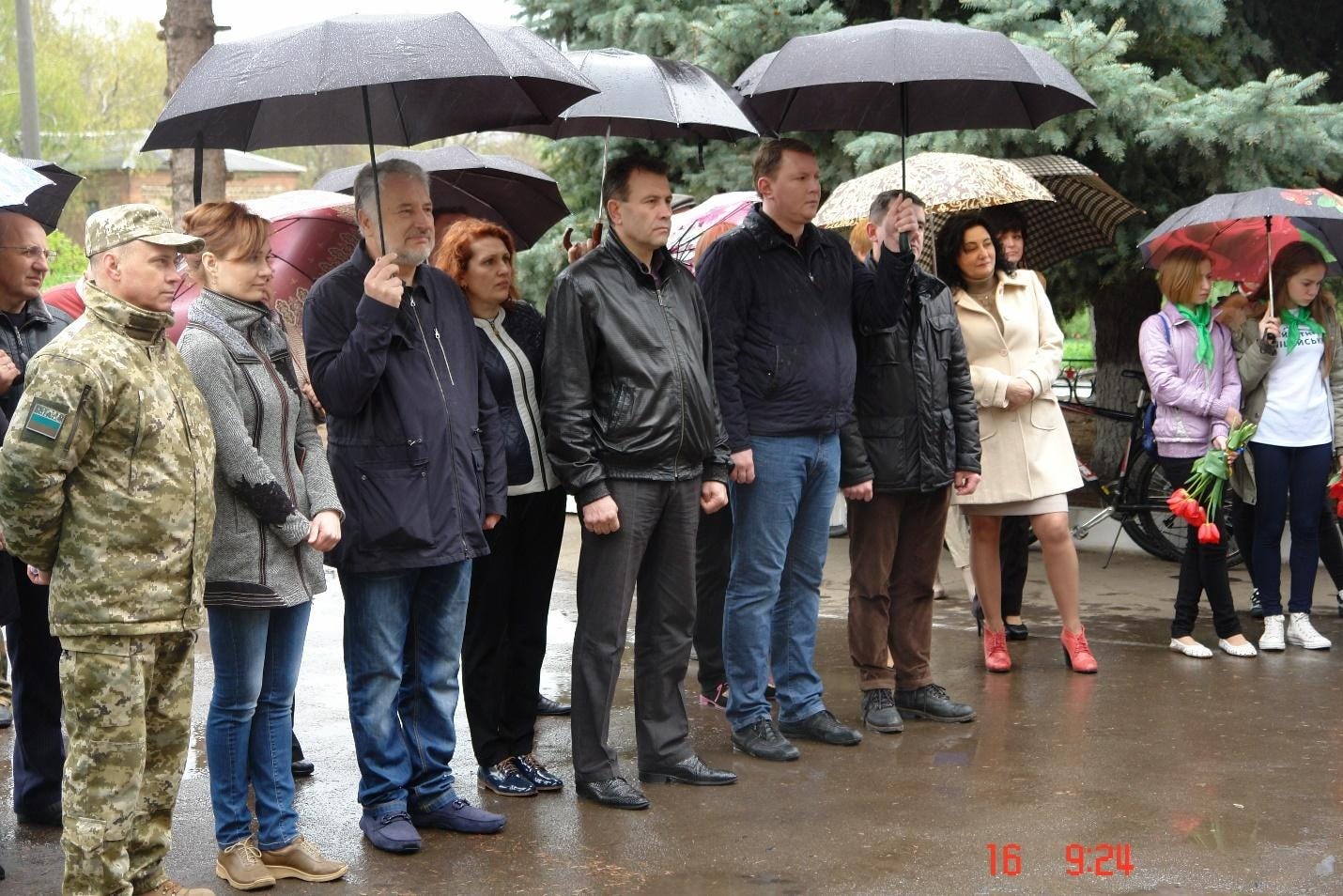 C:\Users\Елена Смирнова\Desktop\НОВОСТИ ДОНБАССА\Тихий Олекса памятник\7_Жебрівский-стела-2015-Шаповалов.JPG