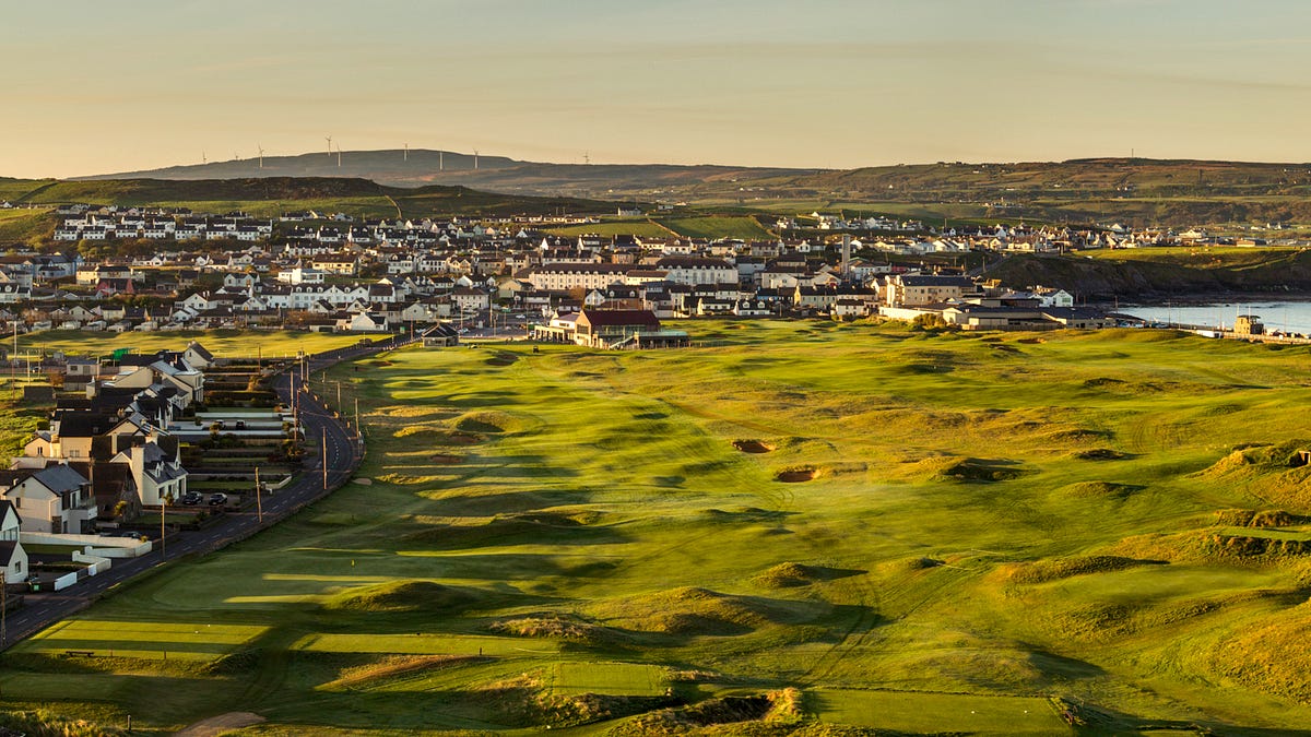Course Preview: Lahinch