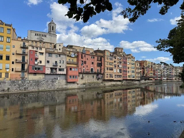 Walking Girona's Walls