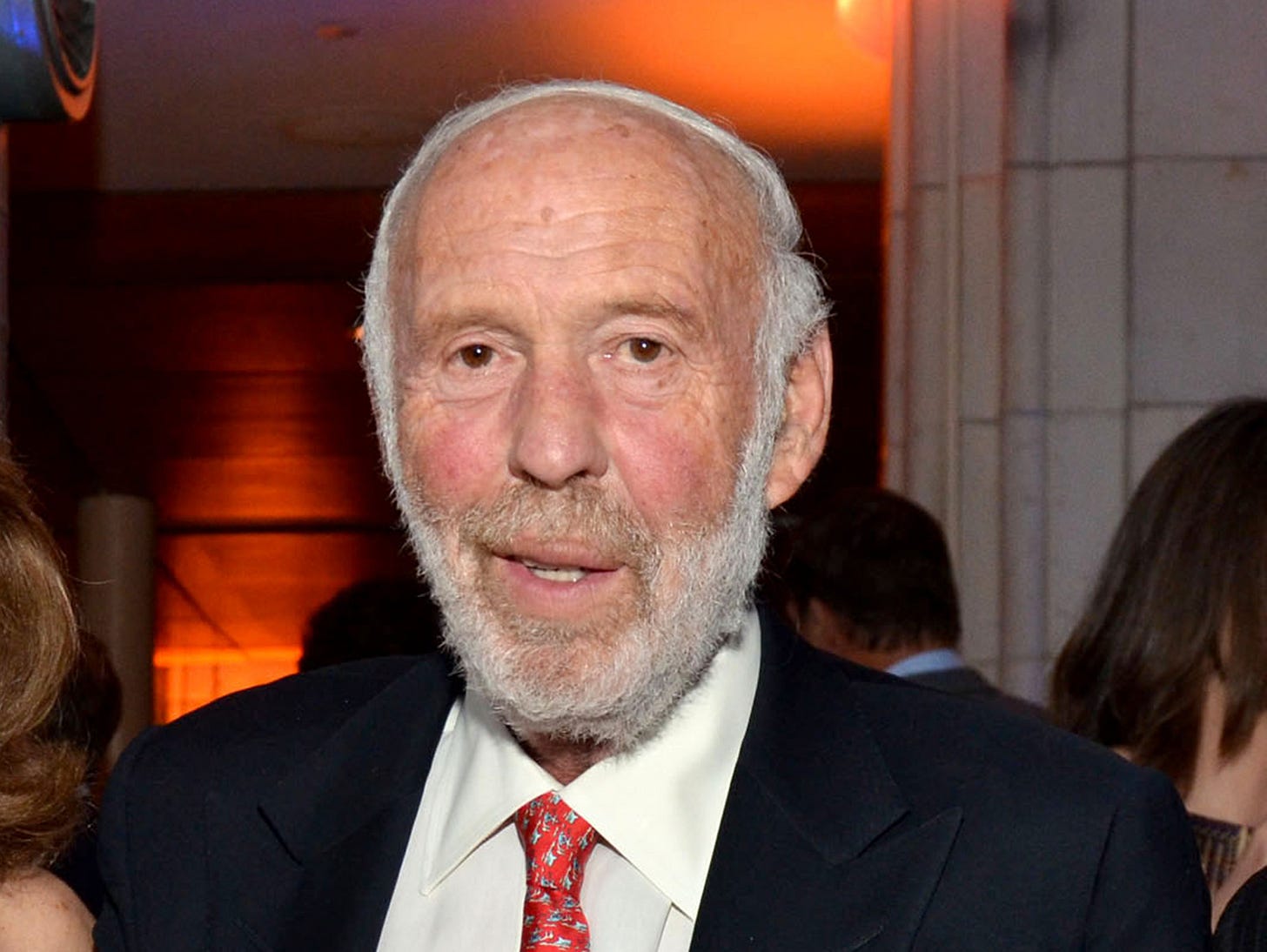 Quant Pioneer Jim Simons Steps Down After 40 Years at the Top - Bloomberg